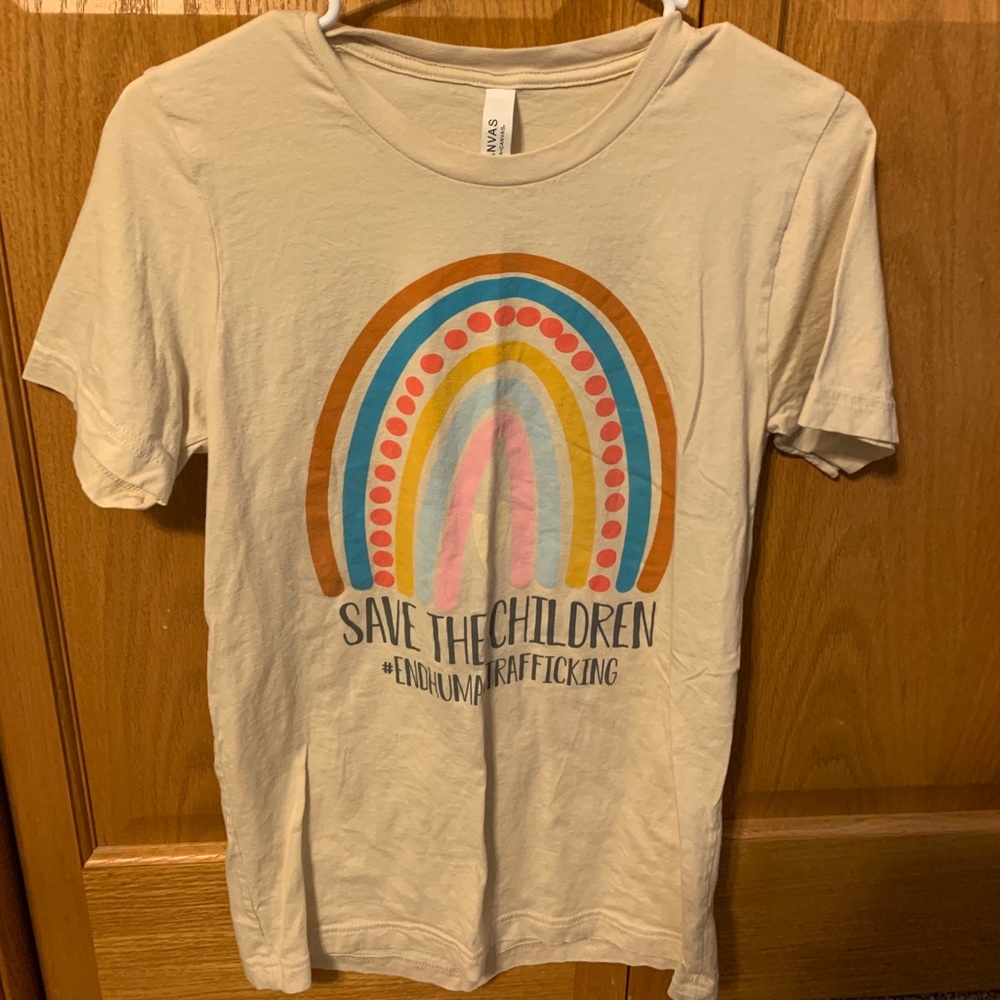 🌈End Human Trafficking Tee 🌈